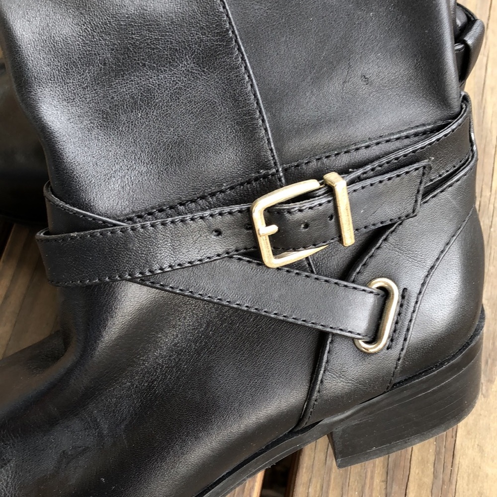 7 Essex Lane Leather Buckle Boots Soft Supple Low Heel Tall Boots Knee Maggie - Picture 9 of 11